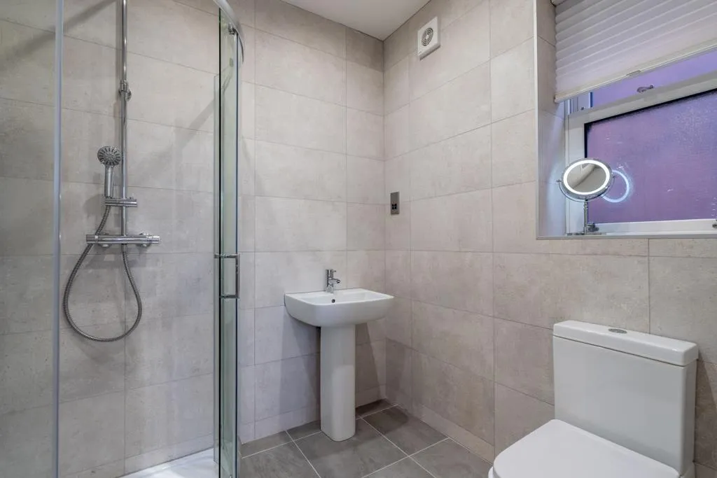 Bedroom 3 En-Suite